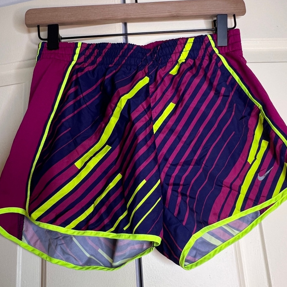 Nike Women’s Dri Fit Workout Shorts!